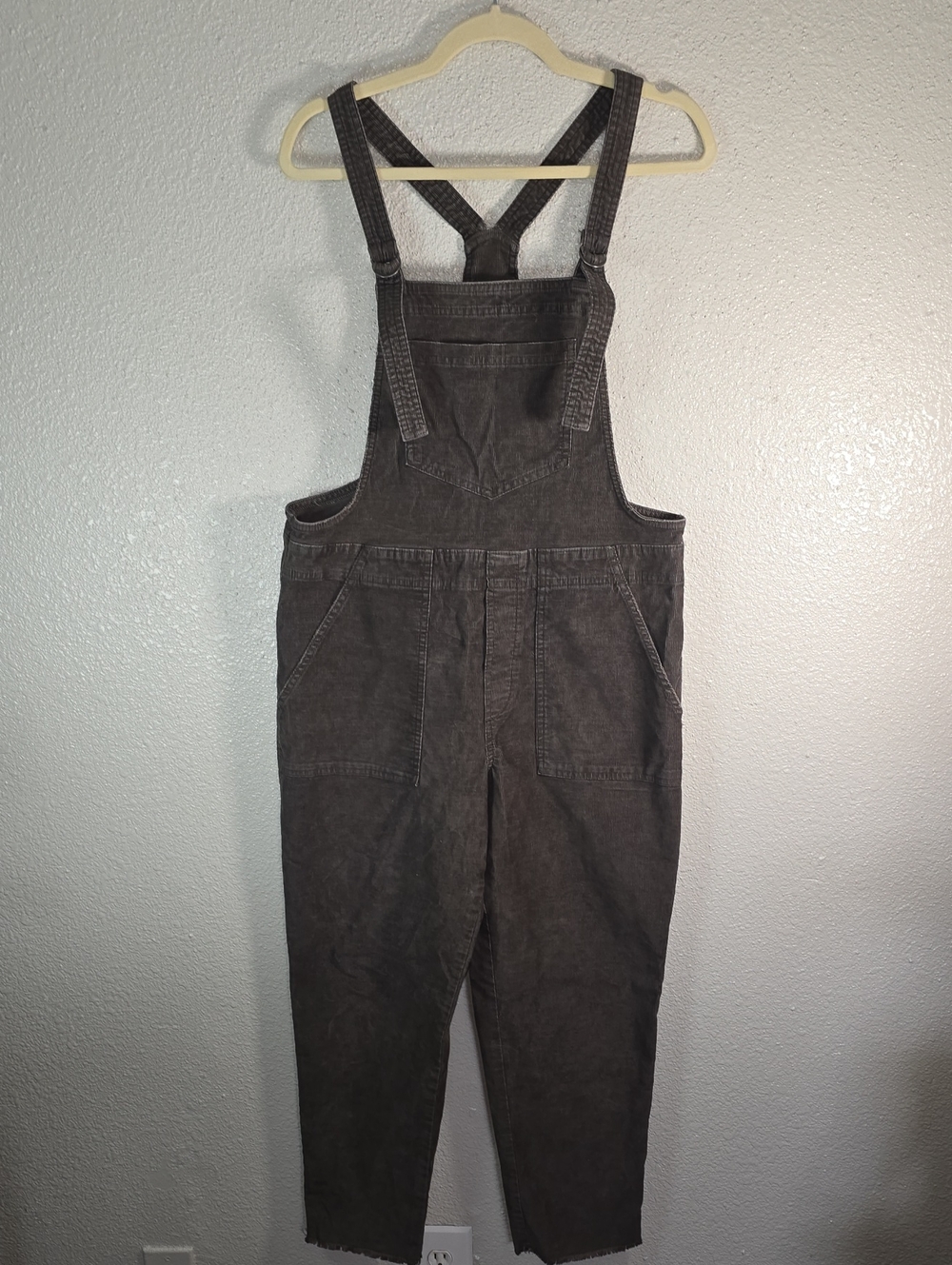Aerie Women’s Dark Gray Cuordory Overalls - Classic Bib Jumpsuit